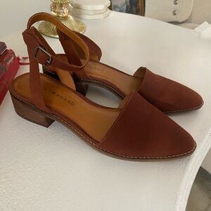 Lucky Brand Women's Brown Ankle Strap Flats